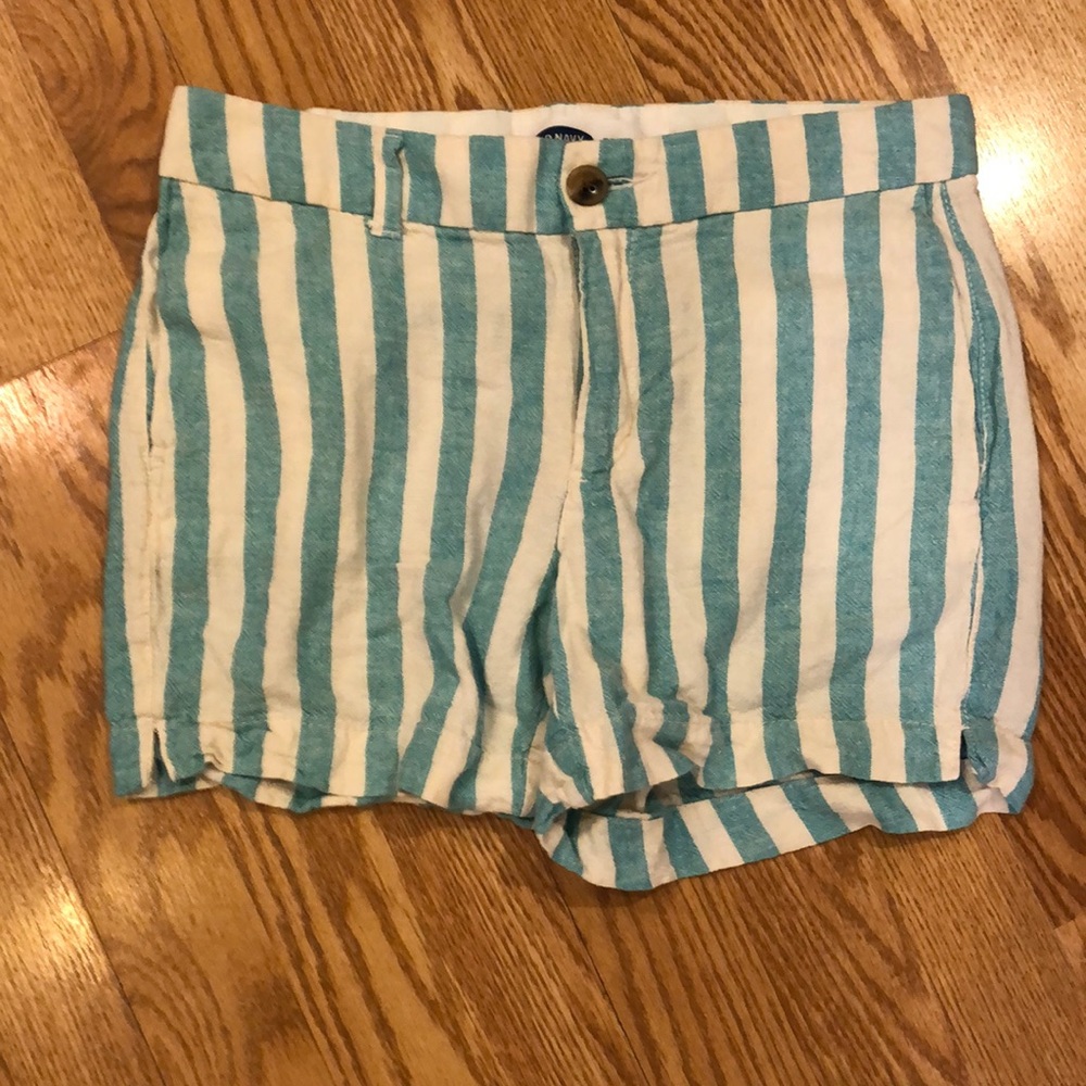 NWOT Old Navy striped shorts